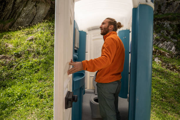 Best Porta potty delivery and setup  in Markesan, WI
